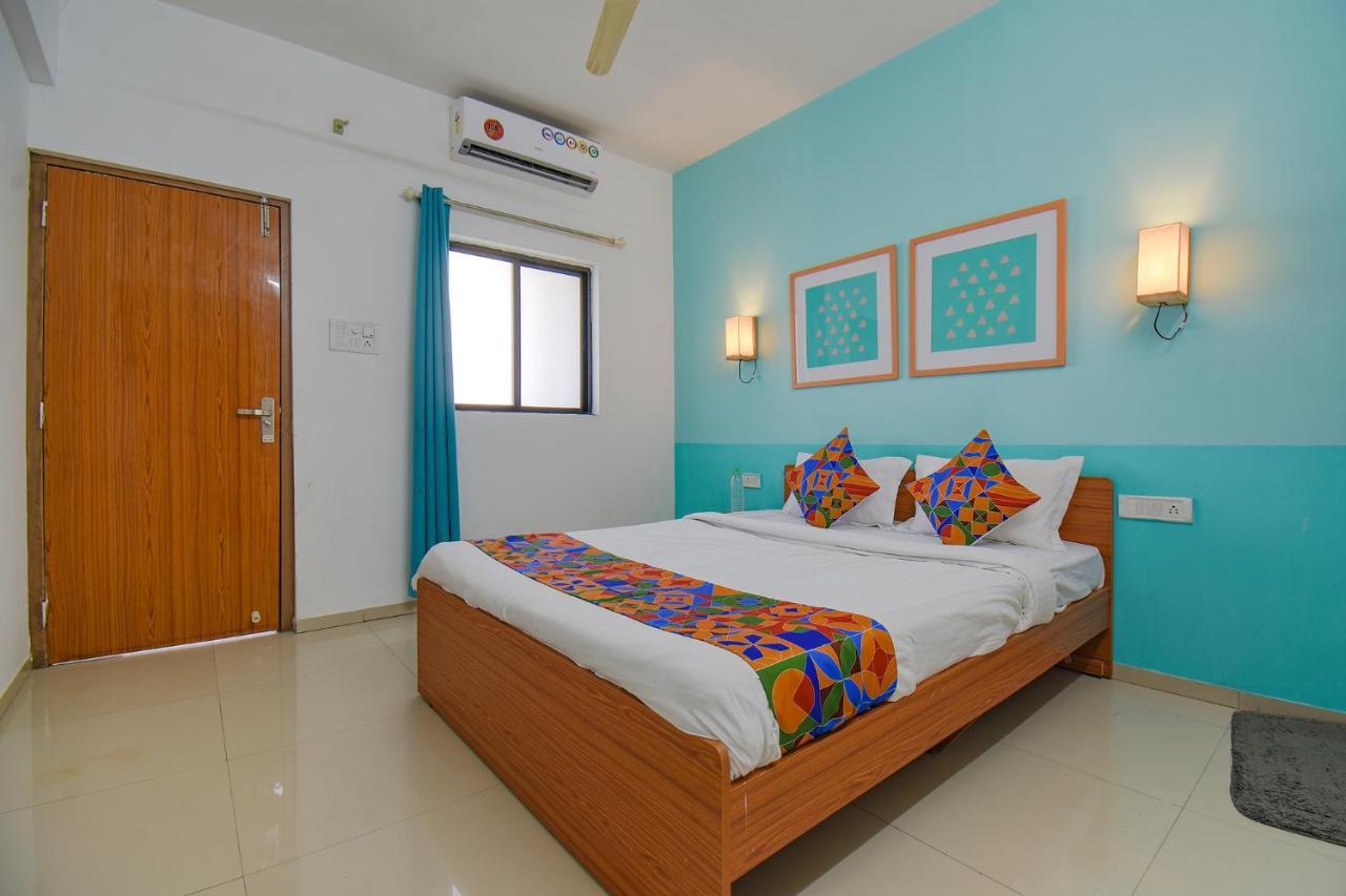FabHotel Aakiyo Pune Exterior foto